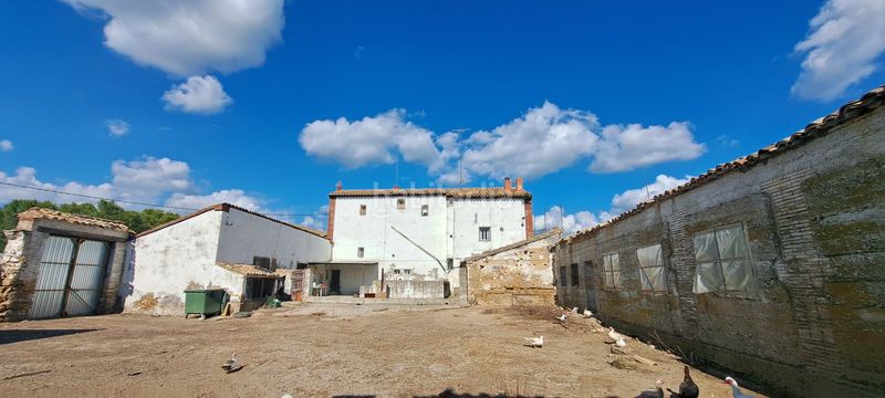 Foto 1a0c1e05-2aea-4f1a-bea0-5c58860e6262. Casa amb calefacció aparcament piscina a Huerto