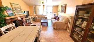 Pis a Ayerbe. Piso en venta en ayerbe, 5 dormitorios.