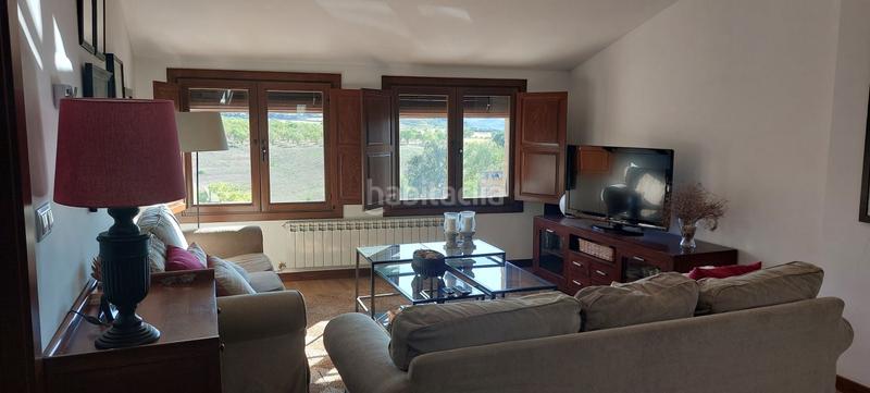 Foto d9898c64-b1eb-4123-ad63-caca0c58c783. Piso  en venta , 3 dormitorios. en Ayerbe