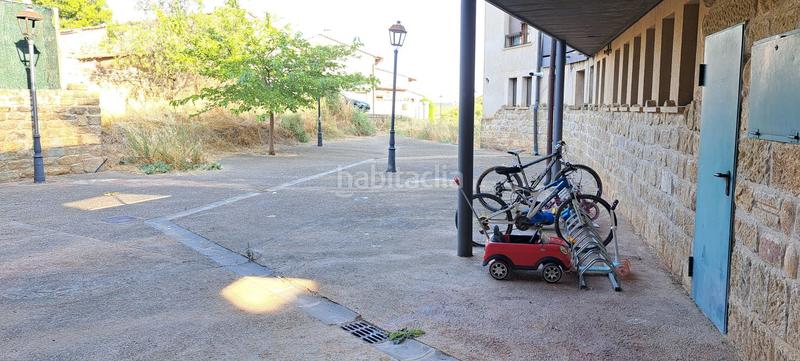 Foto e3999023-43da-4a2d-86ba-9e5a370043f6. Piso  en venta , 3 dormitorios. en Ayerbe