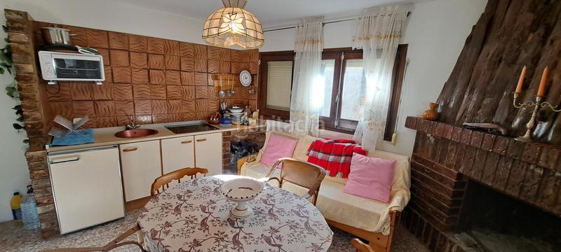 Foto 1a933ef4-084c-4912-b85d-aa60f75904fe. Casa con piscina in Casbas de Huesca