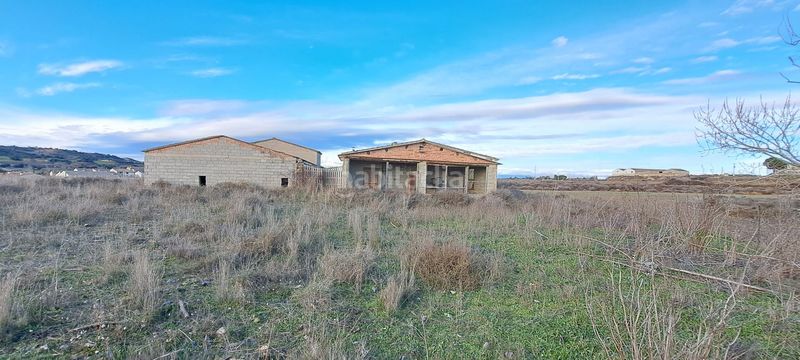 Foto dfbcd7c8-a314-4c3b-9972-7fe939450206. Terreny residencial a Pertusa