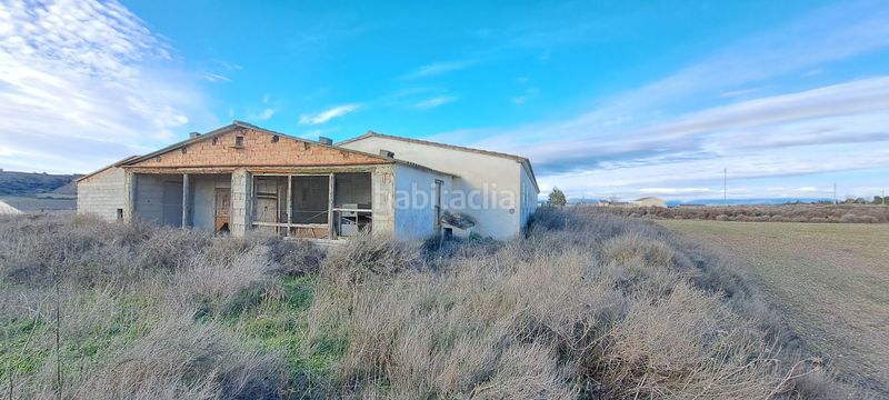 Foto f2a41fce-87cd-49d8-90e3-4910af196388. Terreny residencial a Pertusa