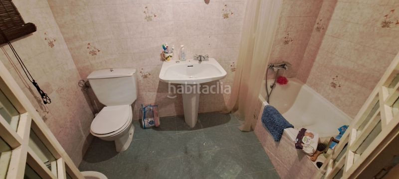 Foto 226b49ba-484b-4cc2-8545-80b91424994a. Casa  en venta en aren, 4 dormitorios. en Arén