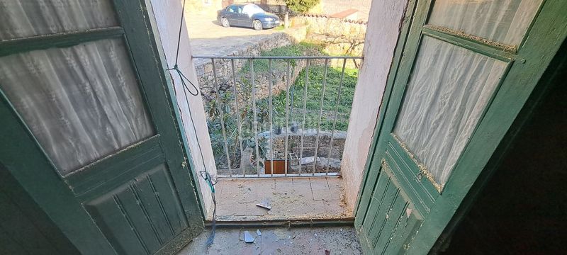 Foto 2b48f99c-e706-4a92-9370-5820046bbfa2. Casa  en venta en aren, 4 dormitorios. en Arén