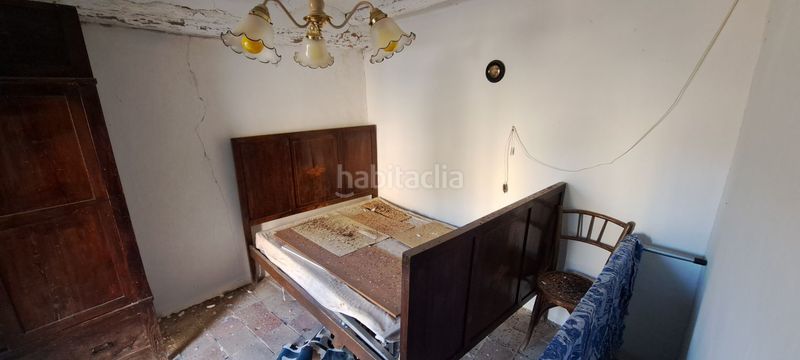 Foto 500f71fe-cb81-46ad-9d7f-76414535ddd6. Casa  en venta en aren, 4 dormitorios. en Arén