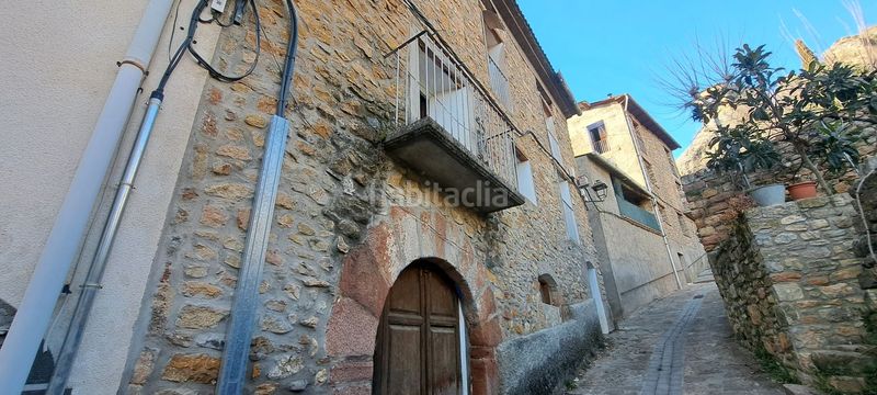 Foto 860dd443-2f1b-4d55-a859-228b780d1d89. Casa  en venta en aren, 4 dormitorios. en Arén