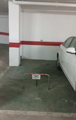 Aparcament cotxe a Sabiñánigo Centro - Aurín. Garaje en venta en sabiñanigo.