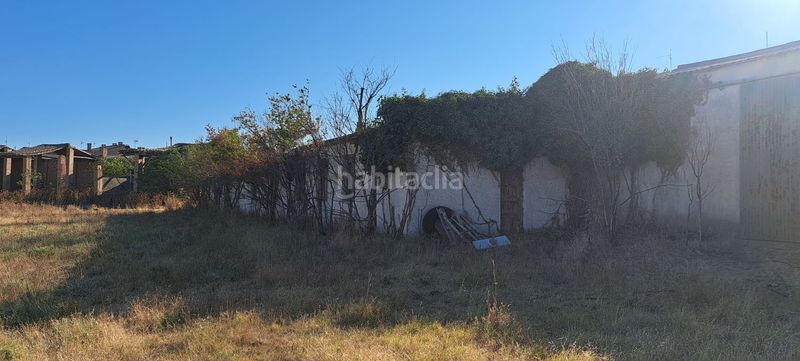 Foto e1098904-8a36-4ee9-b2a6-0588ba5a4129. Terreny residencial a Sangarrén