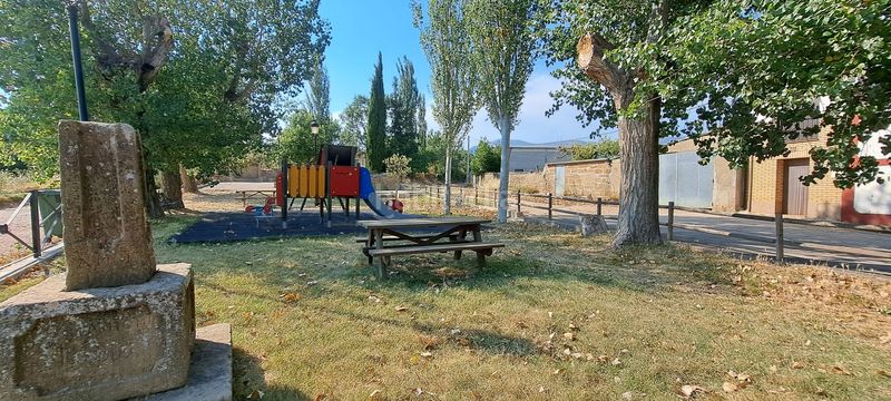 Foto d4d4cad9-2949-435f-96fe-c1c51aae0501. Casa amb calefacció aparcament a Loporzano