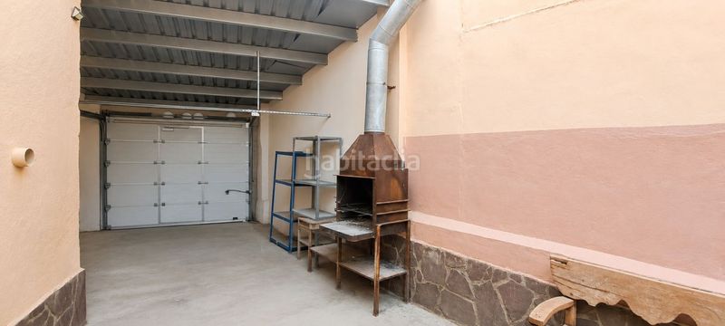 Foto 0a8a4dda-64a8-4c62-8746-ae5b66e00768. Casa amb calefacció aparcament piscina a Tierz