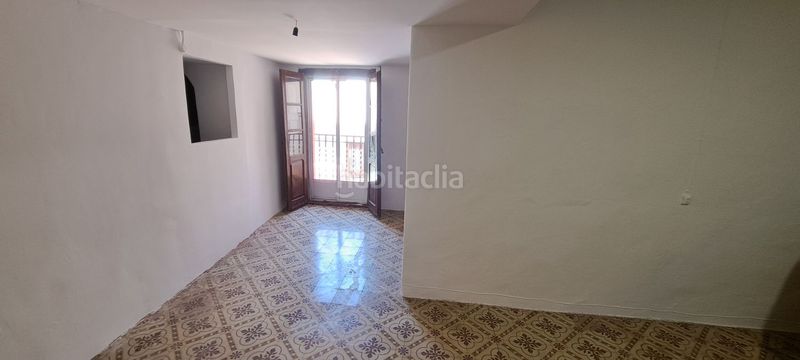 Foto 4a242e8c-6a88-4ade-8107-ff5e39065302. Casa amb calefacció aparcament piscina a Tierz
