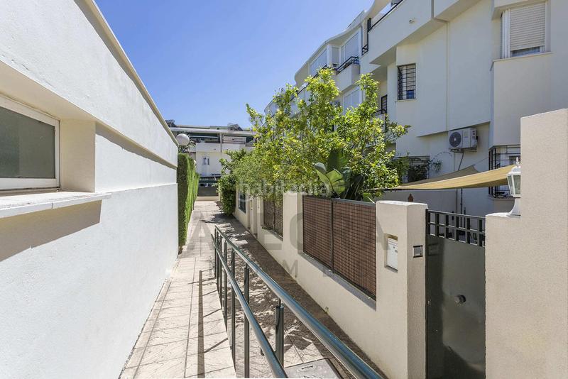 Foto 0f64f087-374c-487f-9ce3-d10205fd935b. Casa adossada amb aparcament piscina a Pozoalbero Jerez de la Frontera