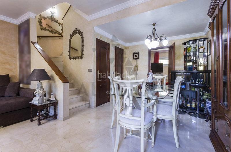 Foto c5aab644-46a7-49b2-9fa9-c6853c429f00. Casa adossada amb aparcament piscina a Pozoalbero Jerez de la Frontera
