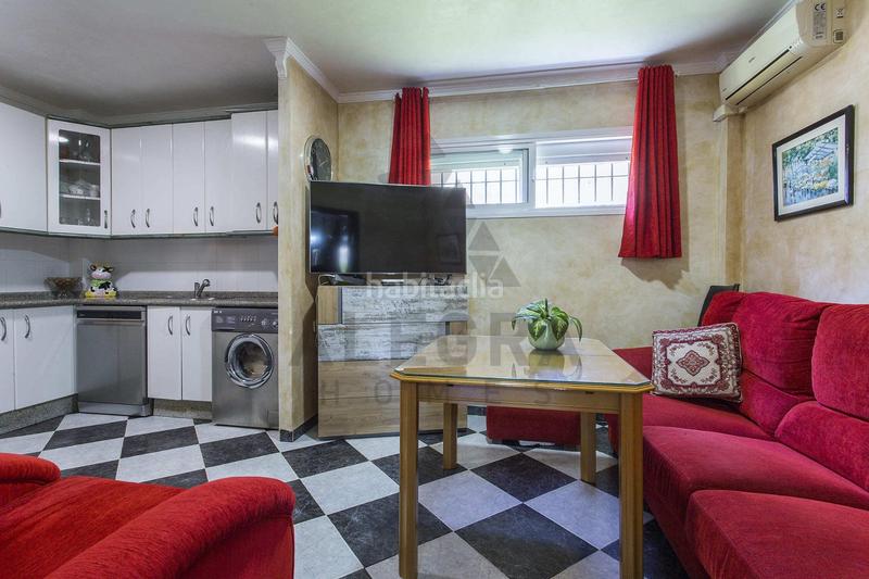 Foto cf1ca023-65db-477d-9886-d18537870a94. Casa adossada amb aparcament piscina a Pozoalbero Jerez de la Frontera