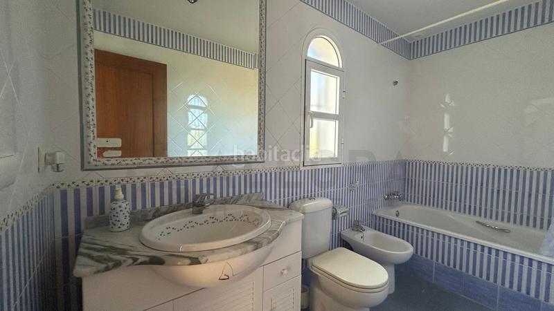 Foto 0269fb94-88da-4157-b3ab-0491f1a0eff2. Maison jumelée avec piscine dans Parque Atlántico - Ronda este Jerez de la Frontera