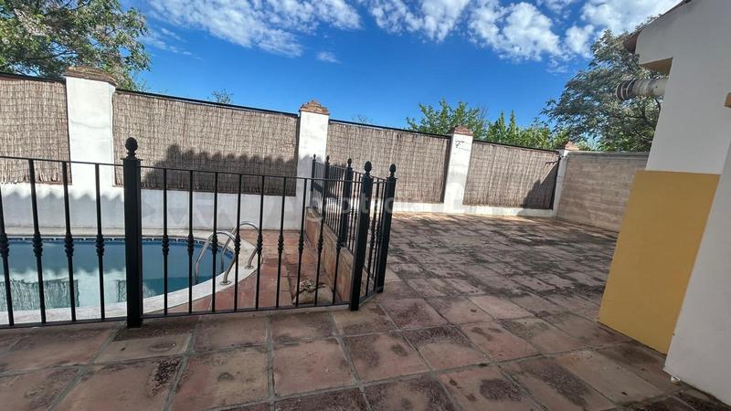 Foto e63ac61d-8289-4968-9a3d-44af1d1f470b. Maison jumelée avec piscine dans Parque Atlántico - Ronda este Jerez de la Frontera