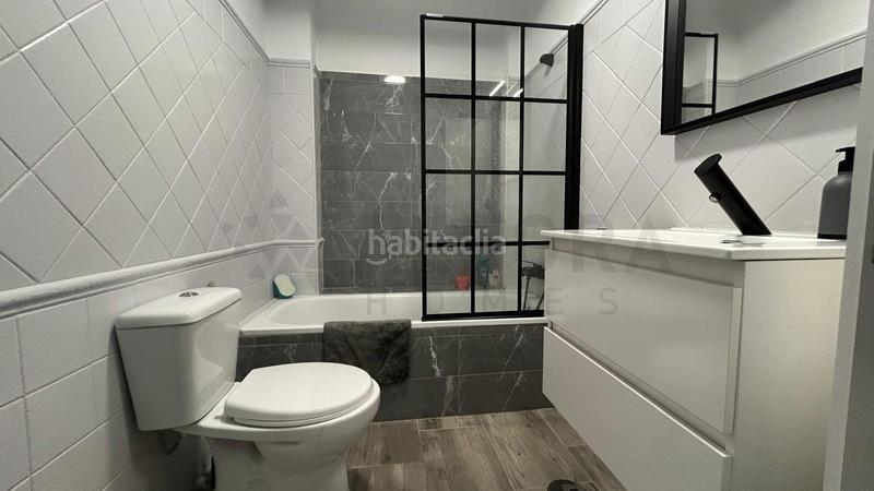 Foto b573aedf-de1c-4c69-88f7-b9e8c371debc. Piso  en venta en caballero bonald san josé obrero guadalcacín en Jerez de la Frontera