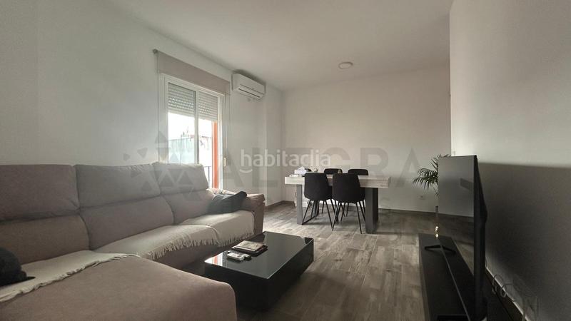 Foto f4e69fcd-eafa-441b-9407-87592ca316d0. Piso  en venta en caballero bonald san josé obrero guadalcacín en Jerez de la Frontera