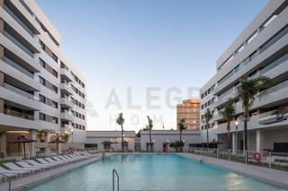 Rent Flat in Plaza de Toros. Alquiler de vivienda en williams plaza, con garaje y trastero