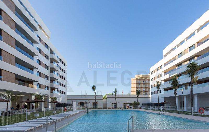 Foto 2997f126-944e-4373-a504-a85ffbac06a3. Lloguer pis amb aparcament piscina a Plaza de Toros Jerez de la Frontera