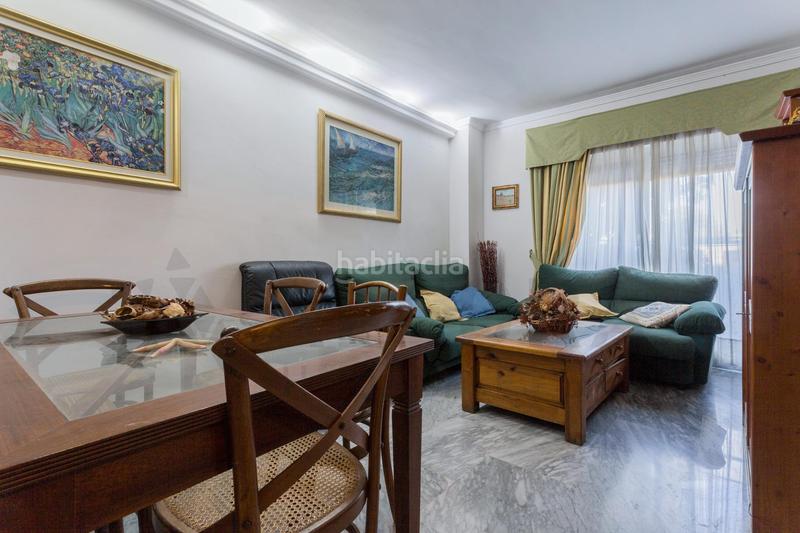 Foto 41886186-3d06-4495-8452-9b5b9f11eed9. Pis amb aparcament piscina a La Buhaira Sevilla