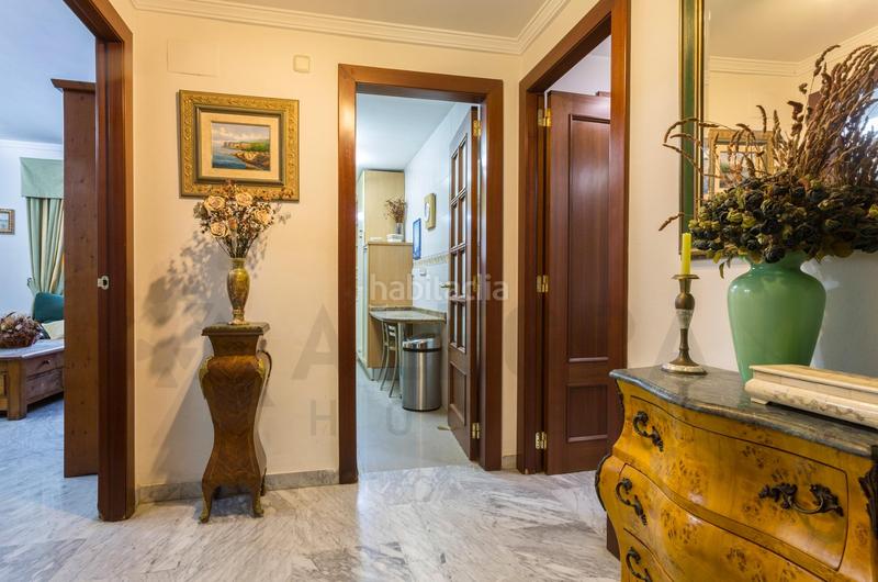 Foto dd7abf1a-6d87-4e0f-8af2-43596eb97eb3. Pis amb aparcament piscina a La Buhaira Sevilla