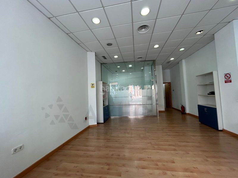 Foto 5fc86c38-f62c-4e1f-928f-053227ecc12e. Local comercial a Centro Jerez de la Frontera