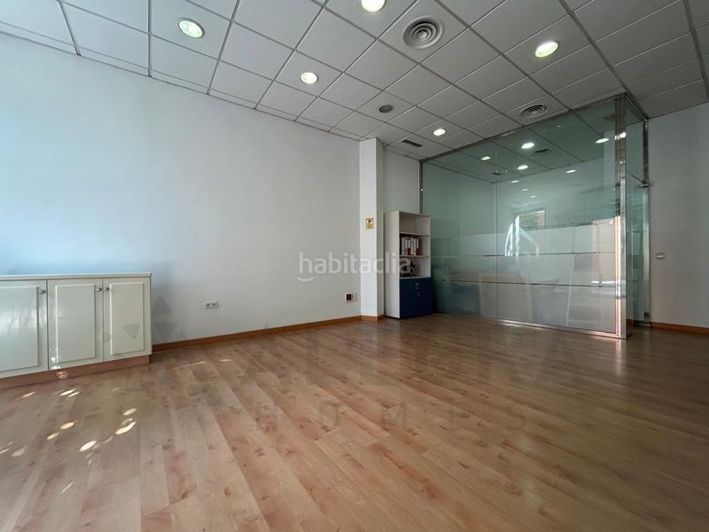 Foto 60f0cd8f-0c39-4ba4-95df-4718800c9242. Local comercial a Centro Jerez de la Frontera