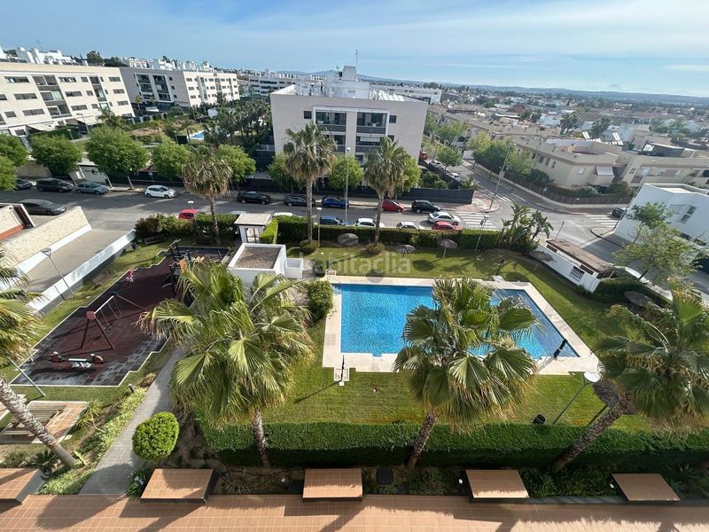 Foto 8d88cd1a-2dcc-449c-aa46-2b106102f825. Pis amb aparcament piscina a Caballero Bonald-S. José Obrero-Guadalcacín Jerez de la Frontera