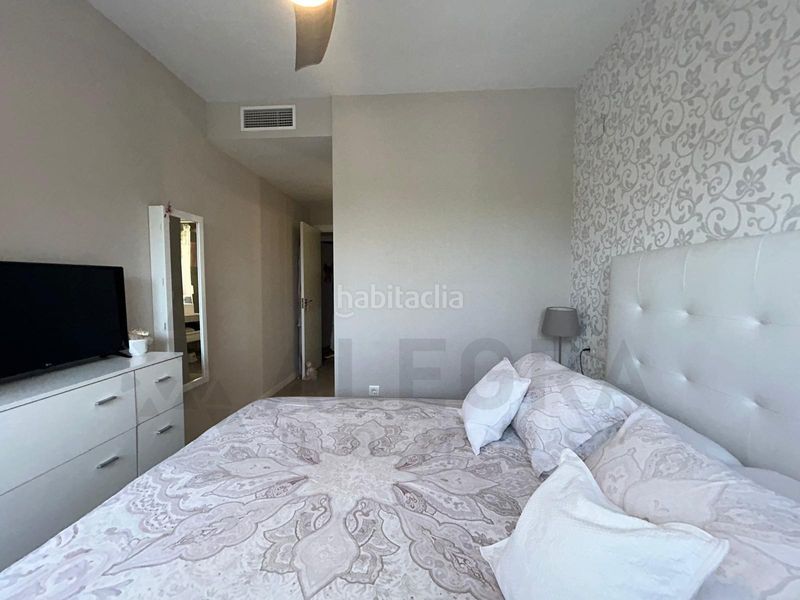 Foto b2eeff95-1736-4af1-ab4e-f8ae62581bfb. Pis amb aparcament piscina a Caballero Bonald-S. José Obrero-Guadalcacín Jerez de la Frontera