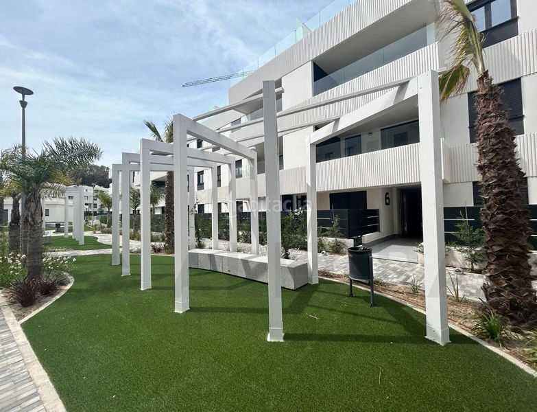 Foto 062144c5-36a0-4251-b875-7c835f71e493. Pis amb aparcament piscina a V Centenario-Piletas-Capuchinos Sanlúcar de Barrameda