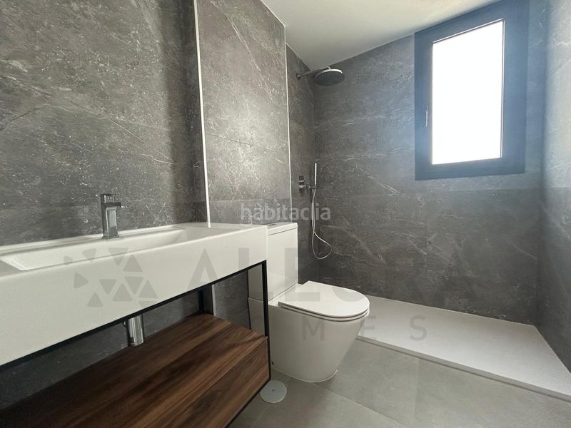 Foto 253351fe-38b3-47a2-bc3b-6150b0cf512c. Pis amb aparcament piscina a V Centenario-Piletas-Capuchinos Sanlúcar de Barrameda