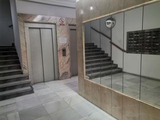 Bureau à Calle rambla obispo orberá 26