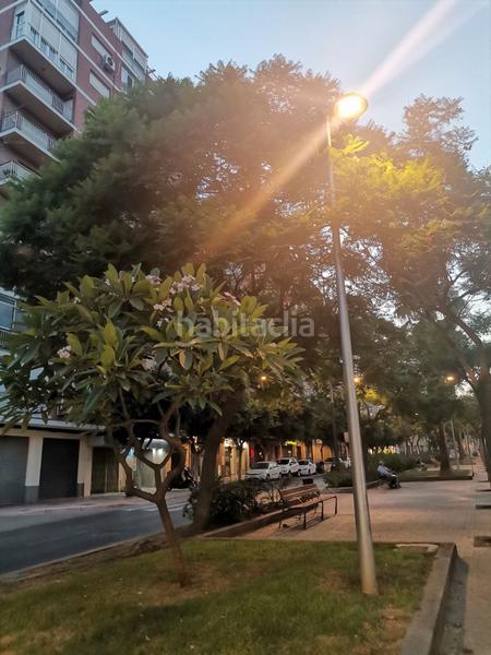 Foto 9c723833-f20c-4217-8100-c6fb79092130. Alquiler local comercial en Barrio Alto - San Félix Almería