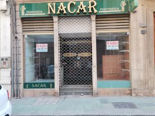Location Local commercial à Calle granada 15
