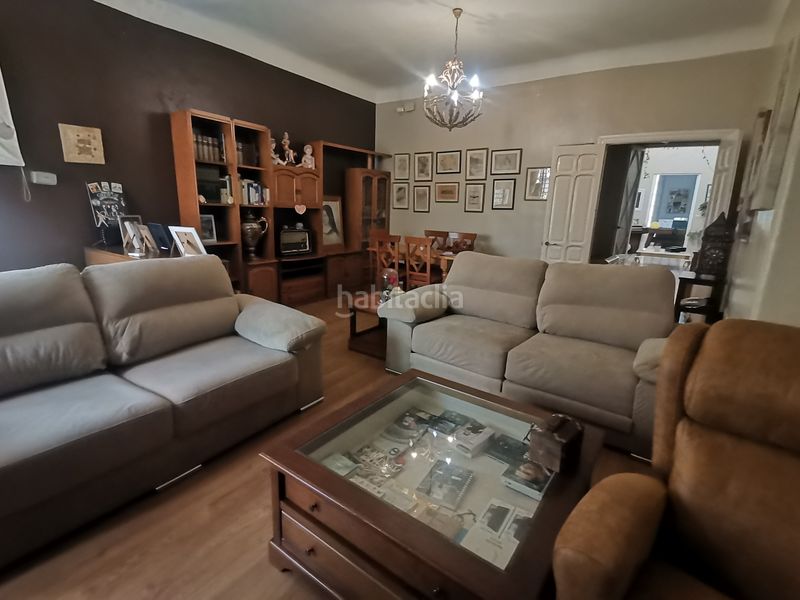 Foto a9f2fffa-8707-45e4-a182-3ccd21410c17. Casa a calle hernán cortés 14 a Centro Almería