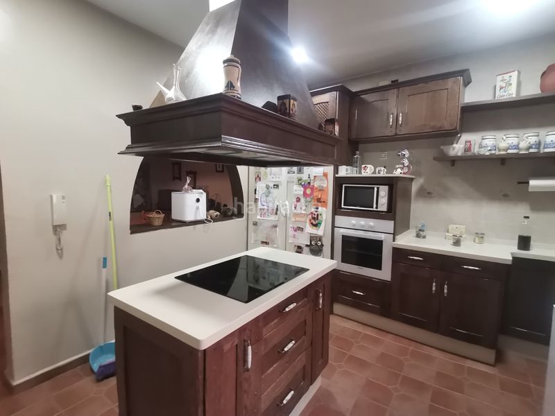 Foto ae95fb3a-9e00-4fb0-9a8d-8a0724f7b869. Casa a calle hernán cortés 14 a Centro Almería