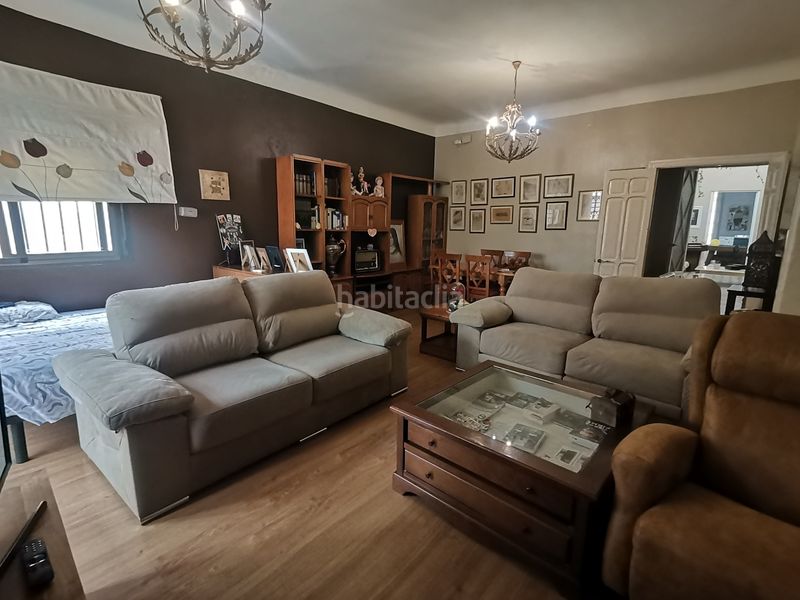 Foto c00f0f40-b02b-47f2-ac2a-854e4b309062. Casa a calle hernán cortés 14 a Centro Almería