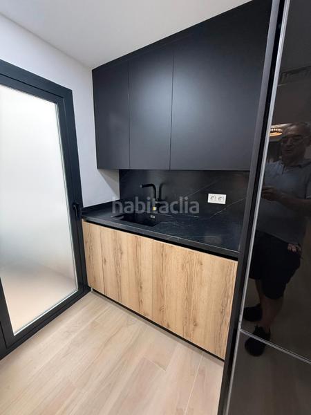 Foto c49ff745-c6c1-4fd0-aabf-bc15fbd15416. Rent flat with heating in Centro Almería
