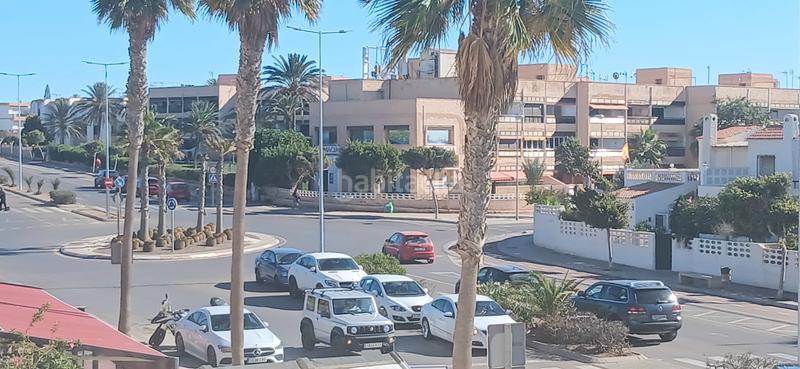Foto efda1fcd-44a6-4c67-8094-53328135f8b9. Appartamento con parcheggio piscina in El Toyo Almería