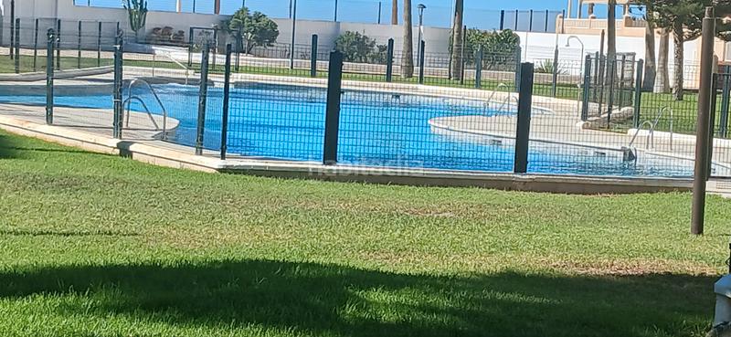 Foto 8f9bfb72-a95b-4083-b0aa-580e5f6c64f0. Piso en El Toyo Almería