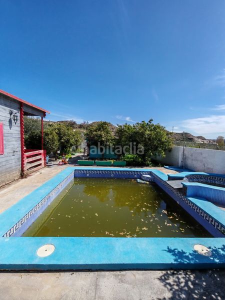 Foto 4fefb1eb-94dd-4734-b28d-f41954f4b0c9. Finca rústica a Santa Cruz de Marchena