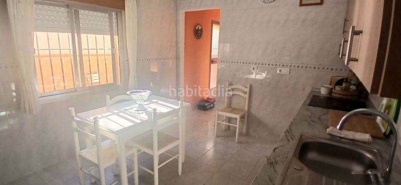 Foto 166b43b9-a3b4-4b27-8f3e-dfd70e0c7c12. Casa en El Alquián Almería