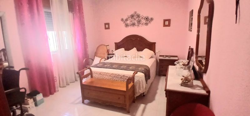 Foto 4cfc68a4-fe39-4585-8345-85c0cb1bd81a. Casa en El Alquián Almería