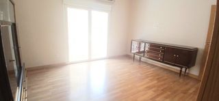Flat in Calle ruperto chapí 5