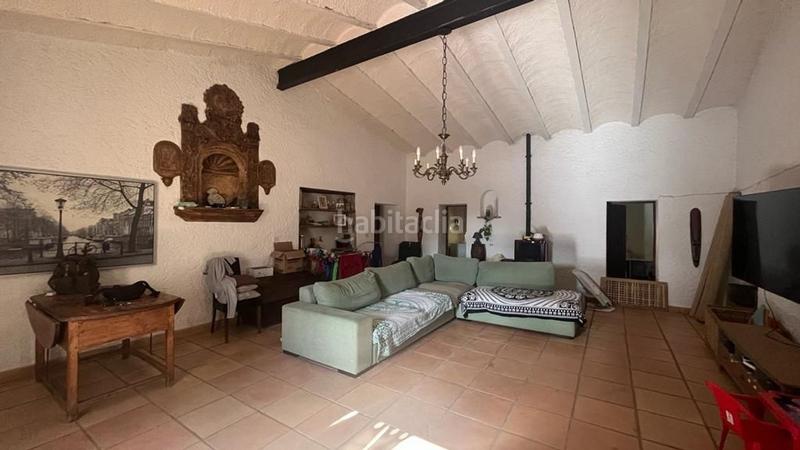 Foto 0b8d54ac-e0fb-466f-9518-38781bfe021b. Affitto locale commerciale in plaza catalunya 14 in Palau-saverdera