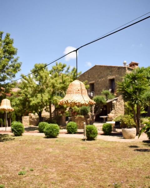 Foto 157862d6-5ffa-46a1-a450-469c80d36d22. Affitto locale commerciale in plaza catalunya 14 in Palau-saverdera