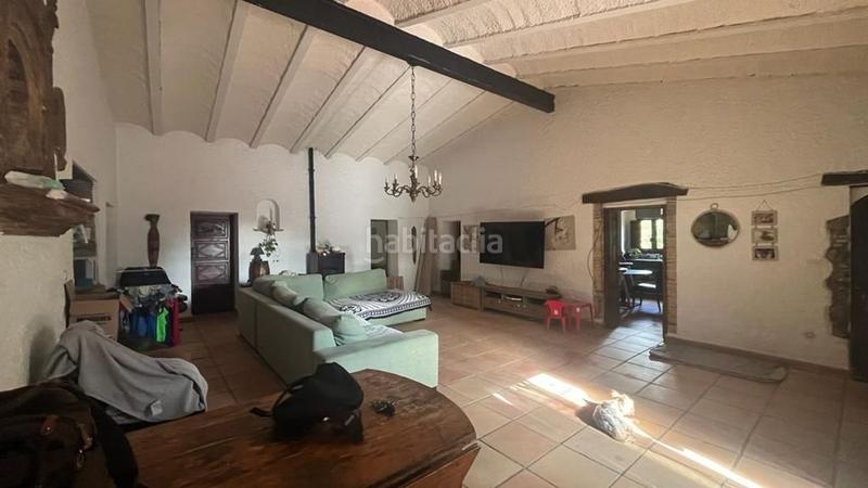 Foto 701b6f37-640f-4149-93c7-c77f533cdea2. Affitto locale commerciale in plaza catalunya 14 in Palau-saverdera