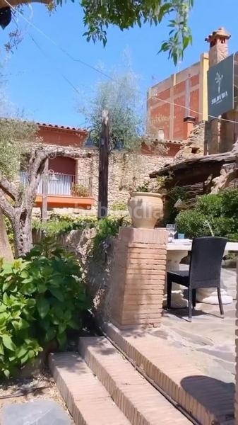 Foto d69775ec-9a22-4364-9f92-ec413f84a9e4. Lloguer local comercial a plaza catalunya 14 a Palau-saverdera